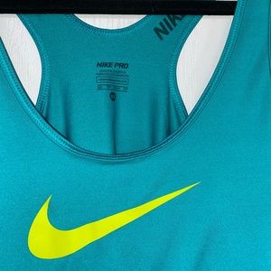Nike tank